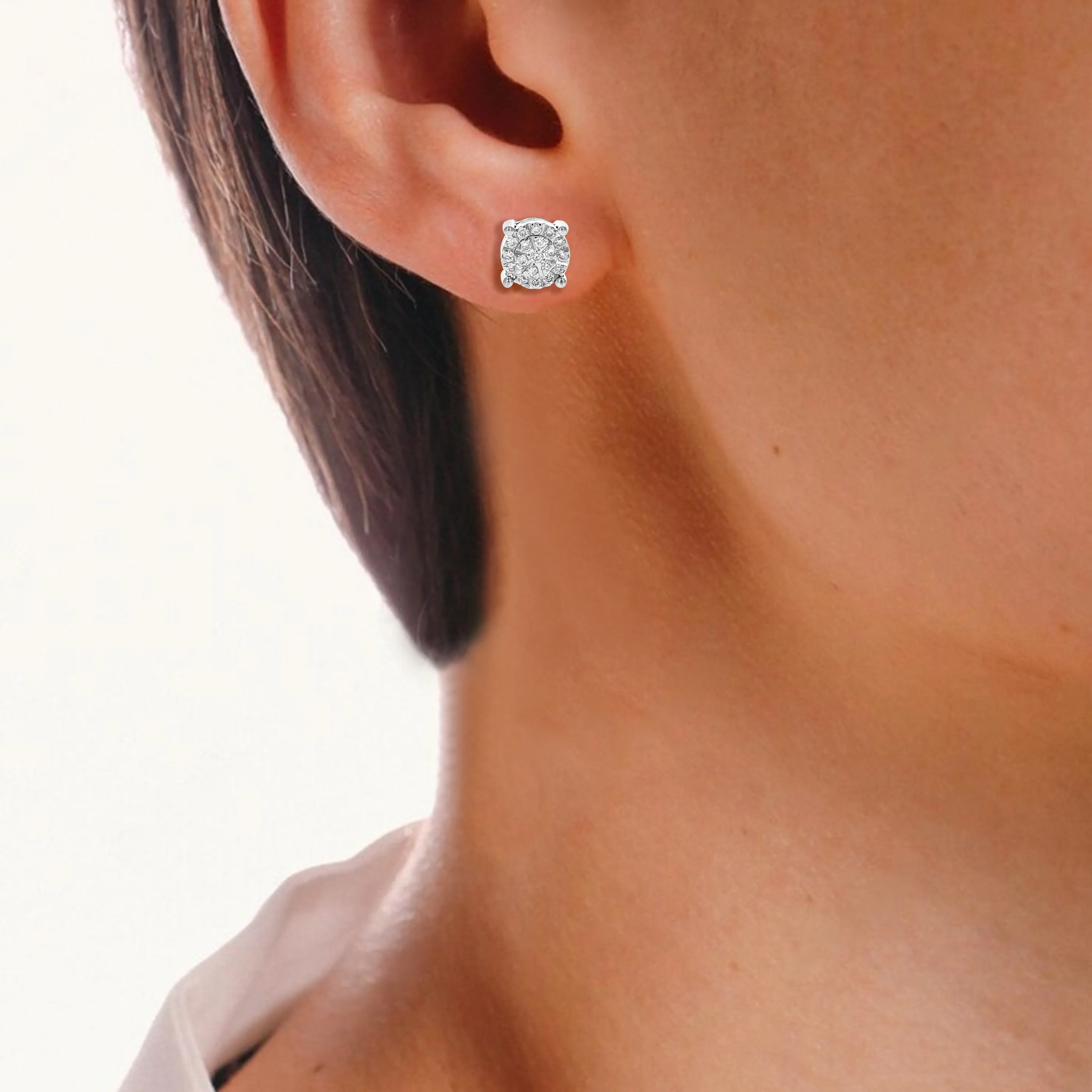 1/4 cttw Round Diamond Stud Earrings in .925 Sterling Silver