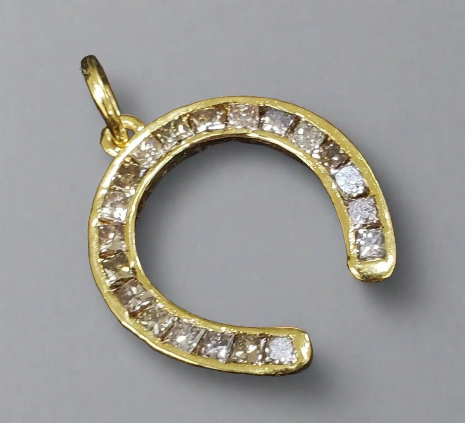 14k Gold Diamond Horseshoe Pendant