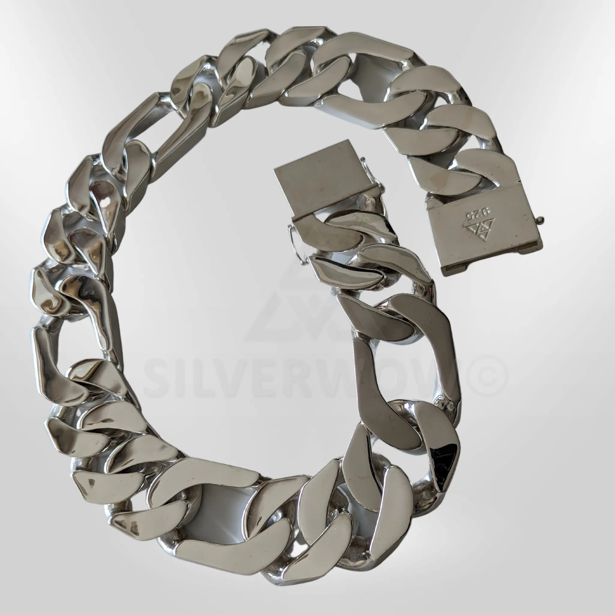40mm Figaro Link Necklace