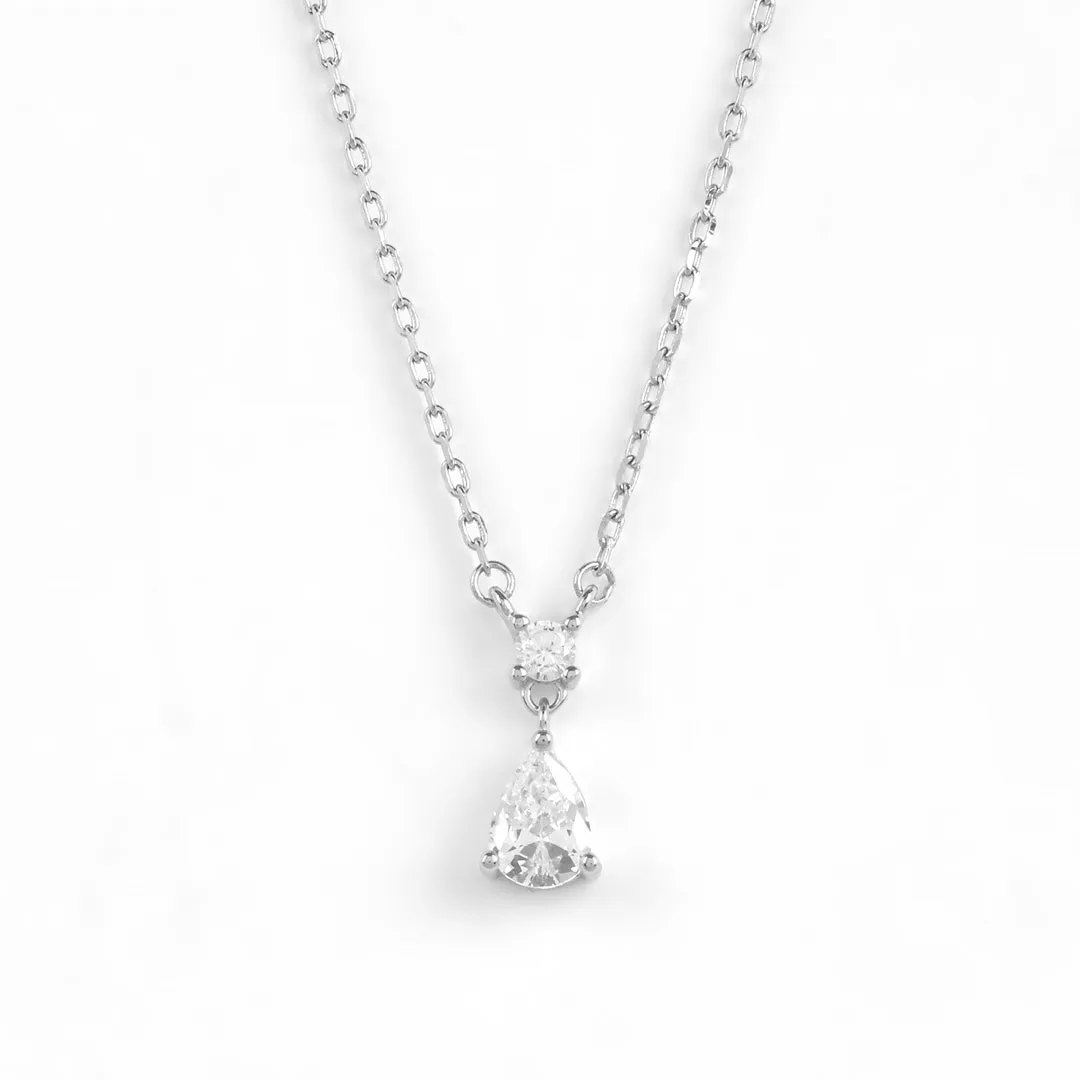 925 Sterling Silver Classic Dazzling Pear Chain Pendant