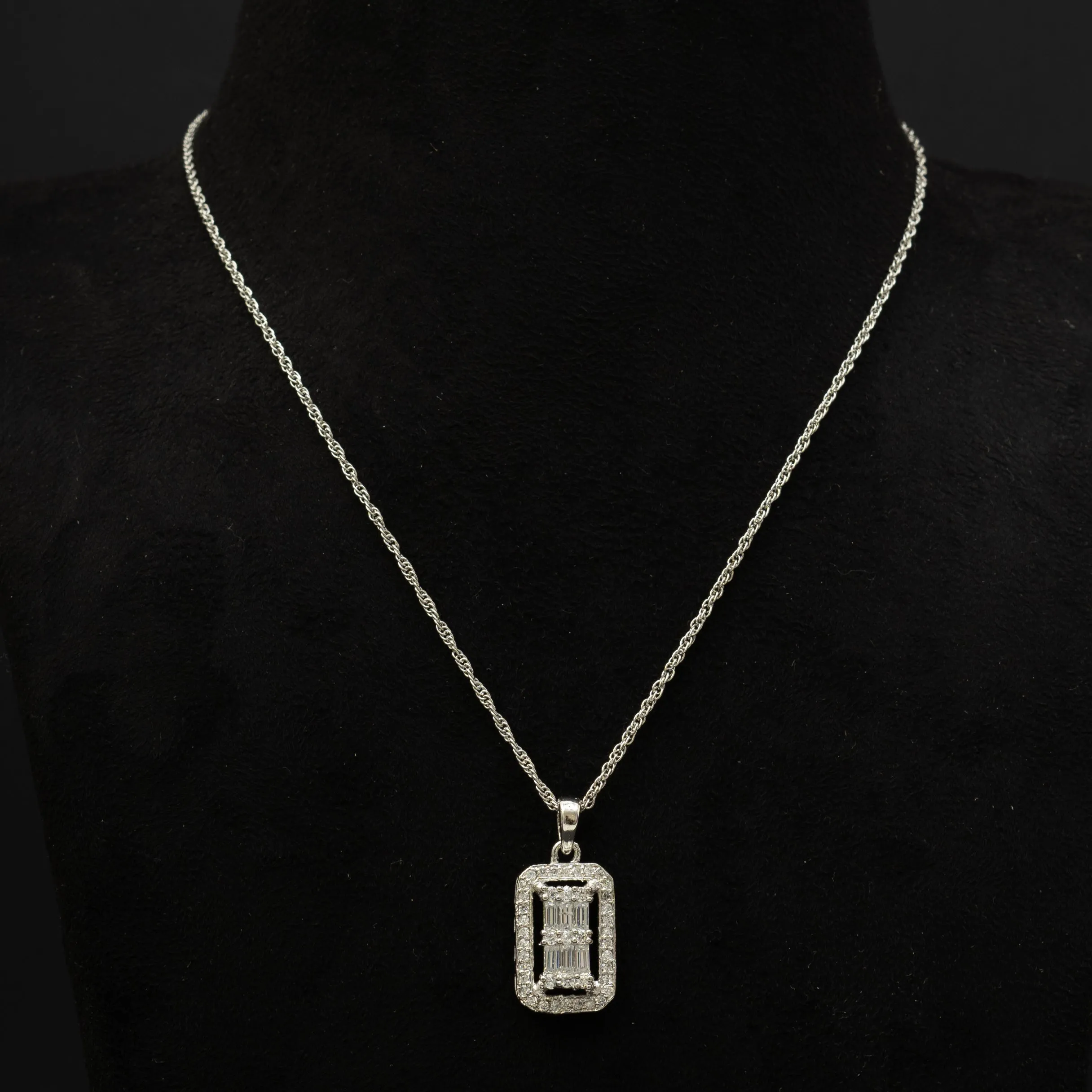 Aalaya CZ 92.5 Silver Chain