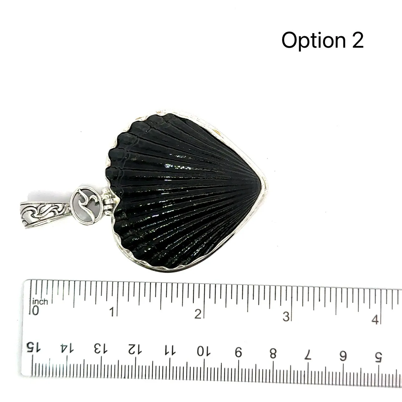 Black Scallop Heart Shaped Pendant