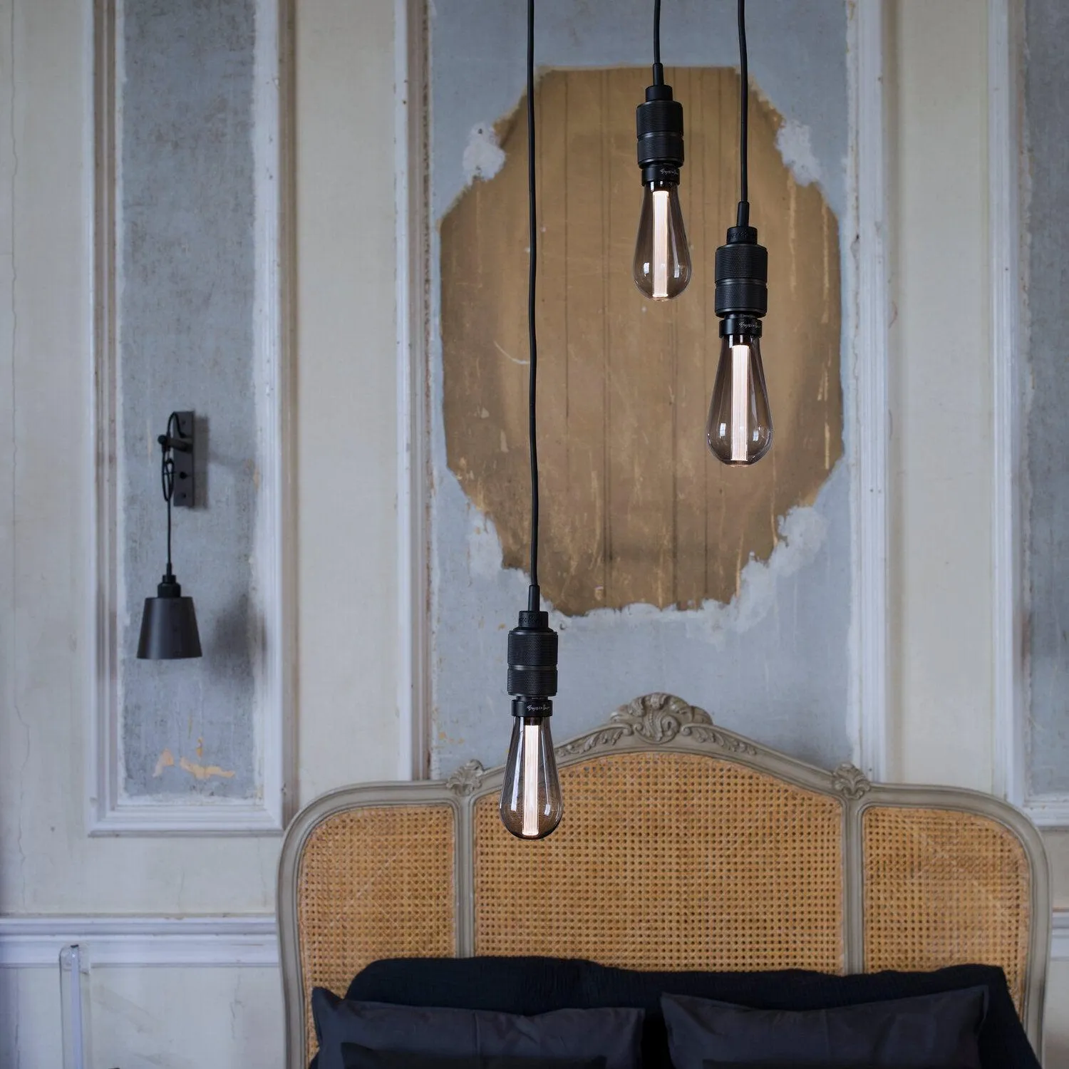 Buster   Punch Hooked 3.0 Nude Chandelier