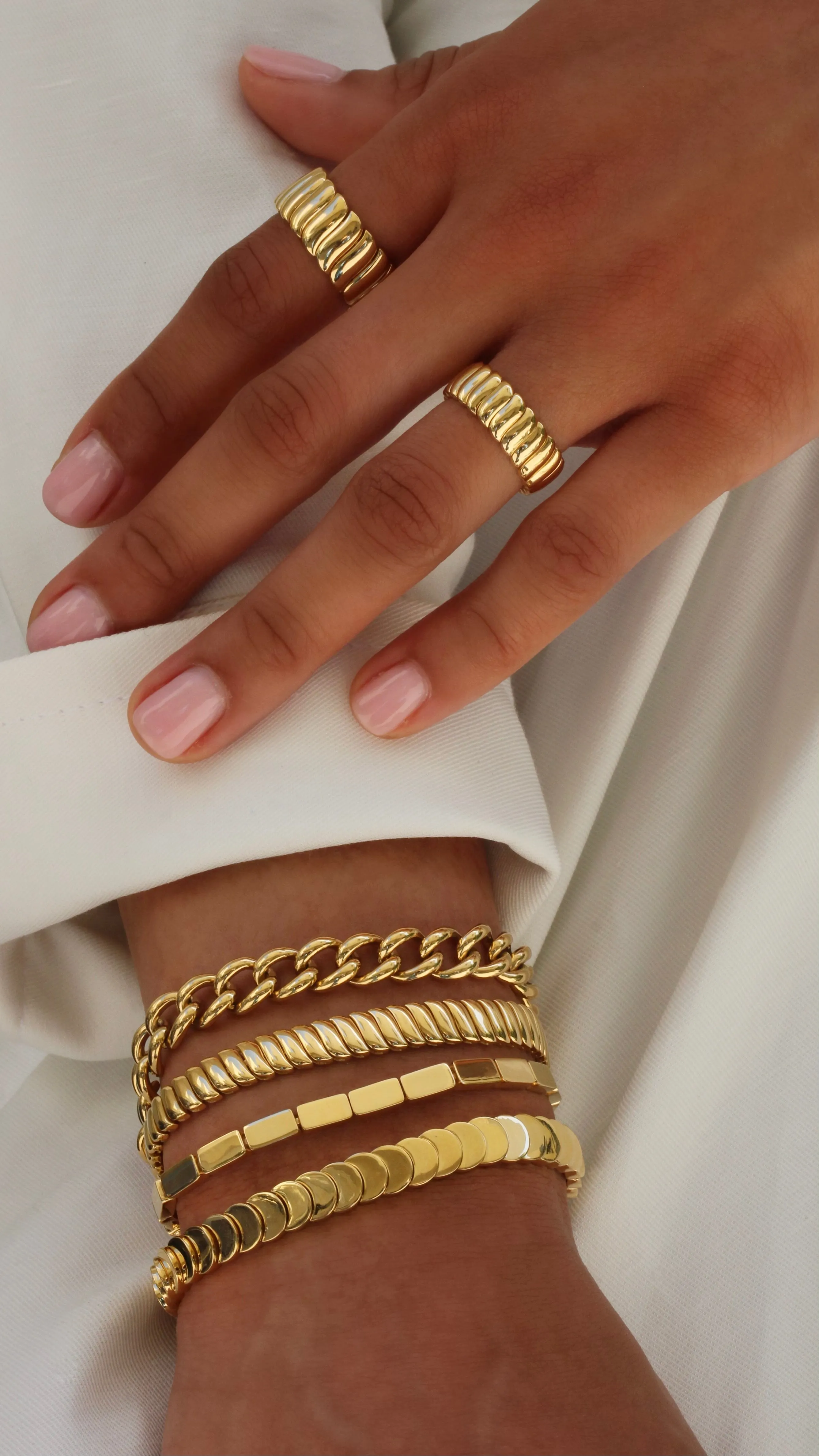 CLASSIC ZOE RING