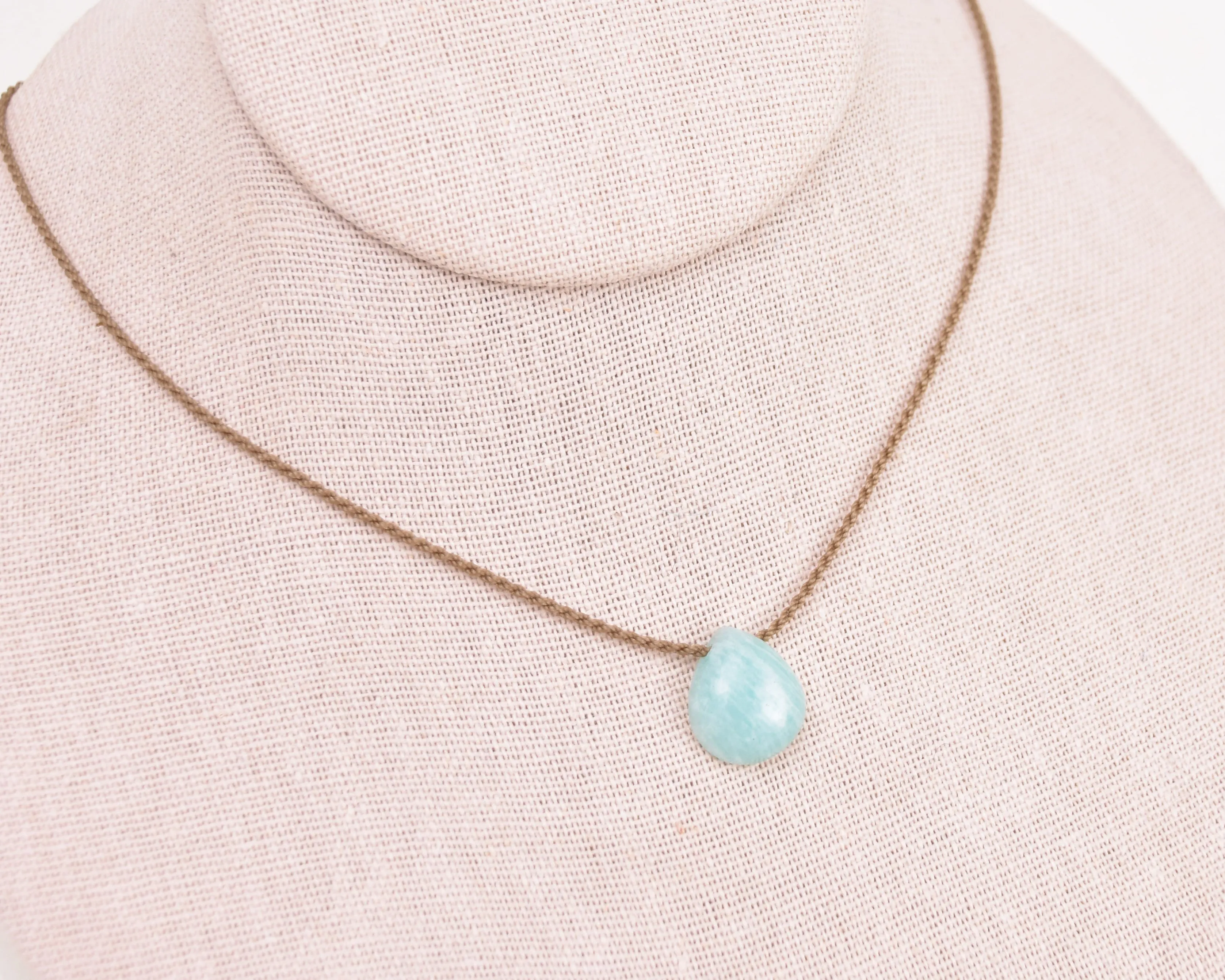 Dainty Crystal   Gemstone - Pendants