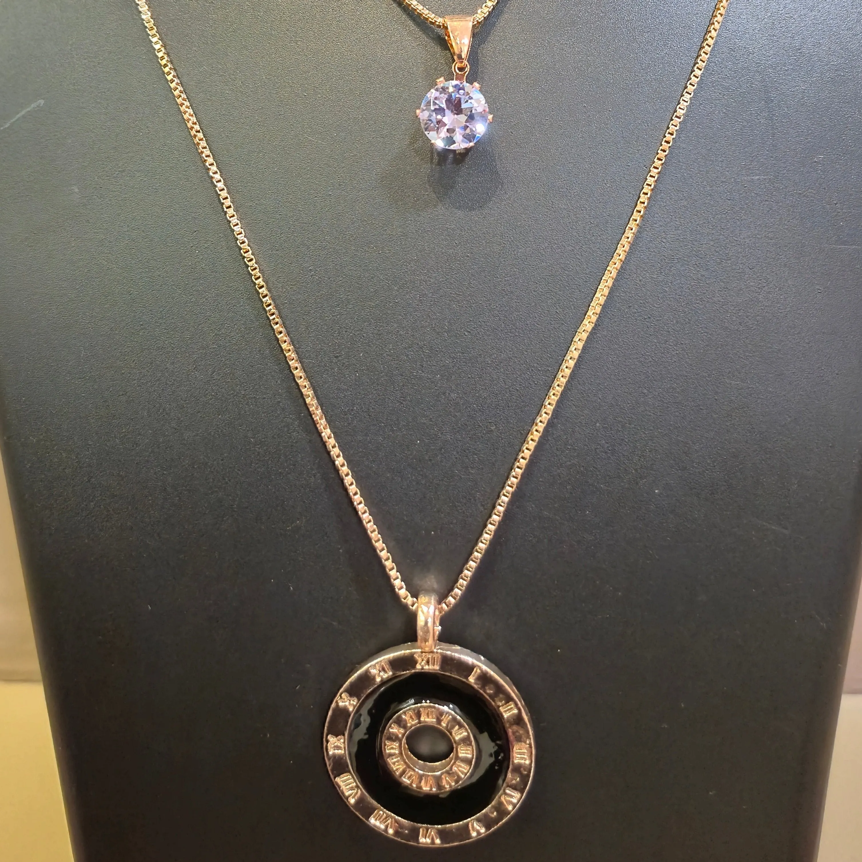 Double chain neck chains with pendants