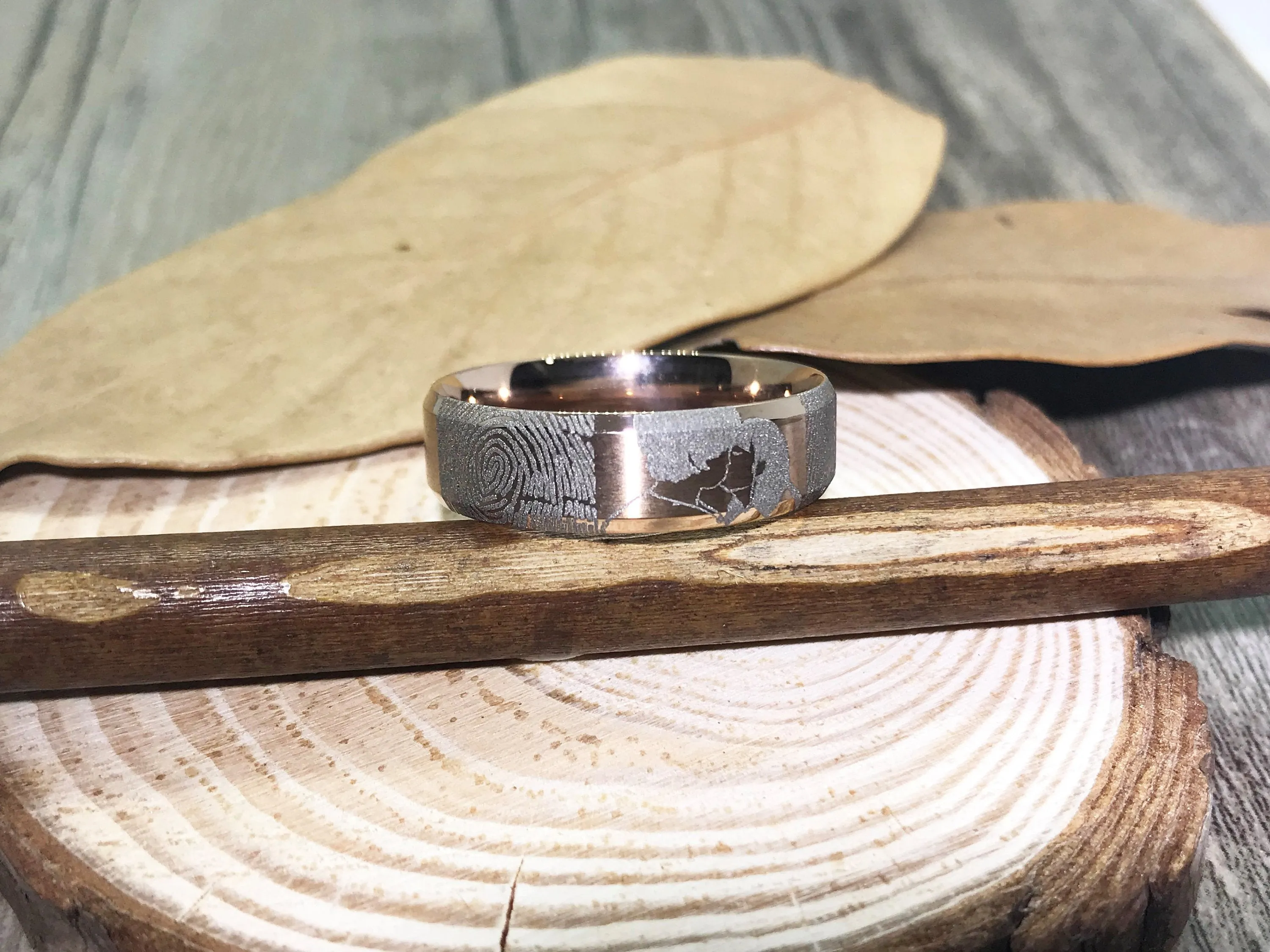 Handmade Fingerprint Comic Rings set, Love Rings, Kiss Matching Wedding Rings Titanium, Rose Gold Mens Rings 6mm