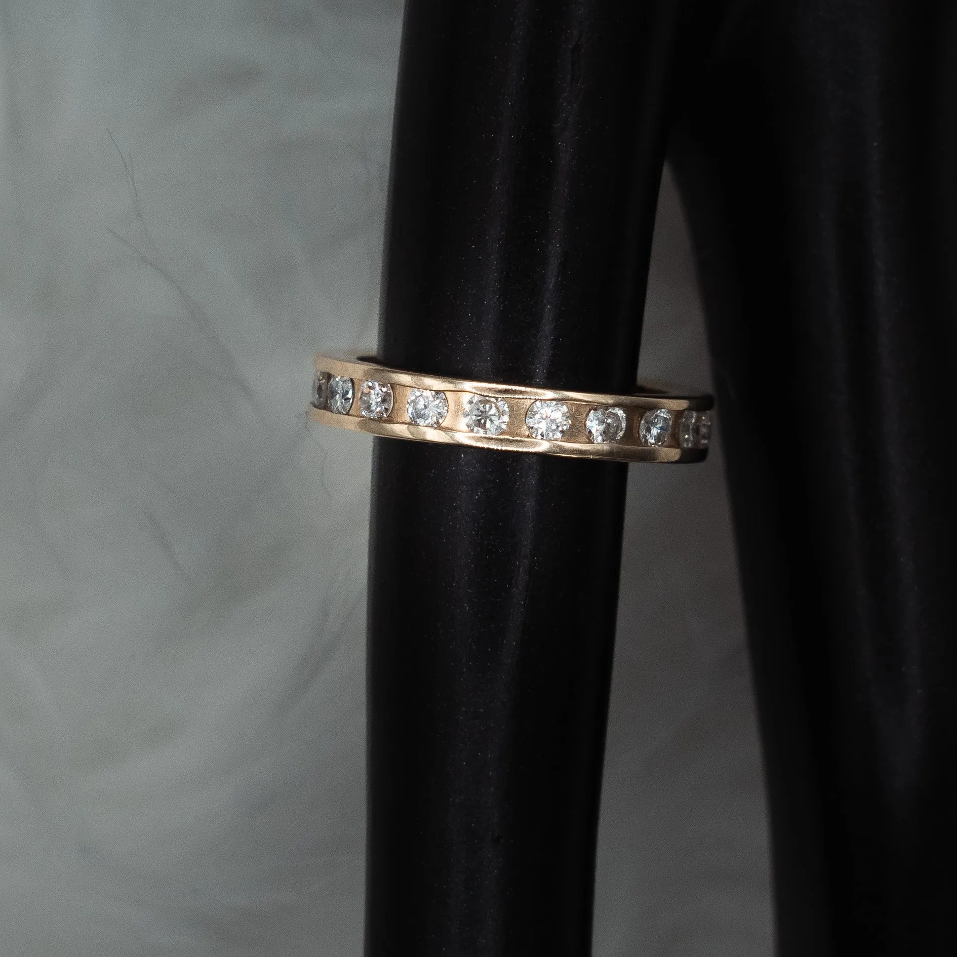 Infinite Diamonds Engagement Ring 14K White Gold / 4.3gr / Size 6