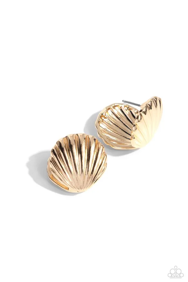 Paparazzi Earring ~ Seashell Surprise - Gold