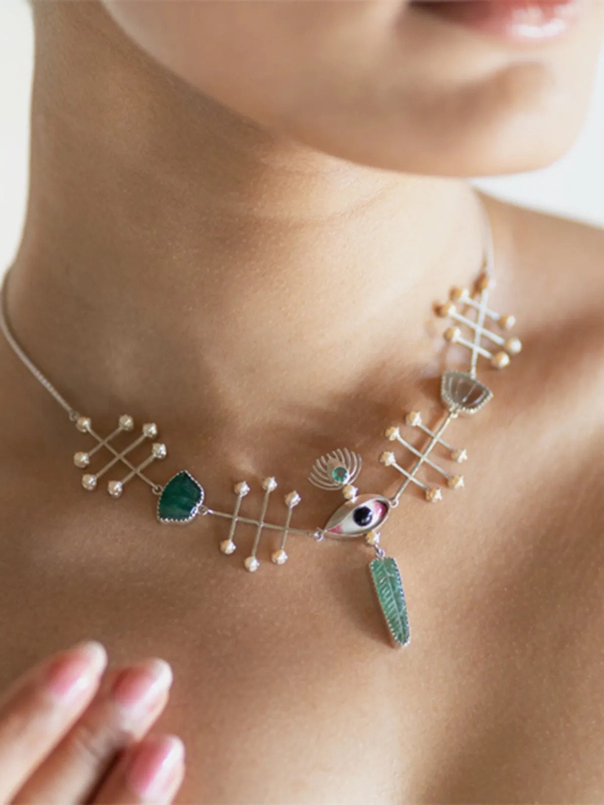 PICHWAI Bageecha Necklace
