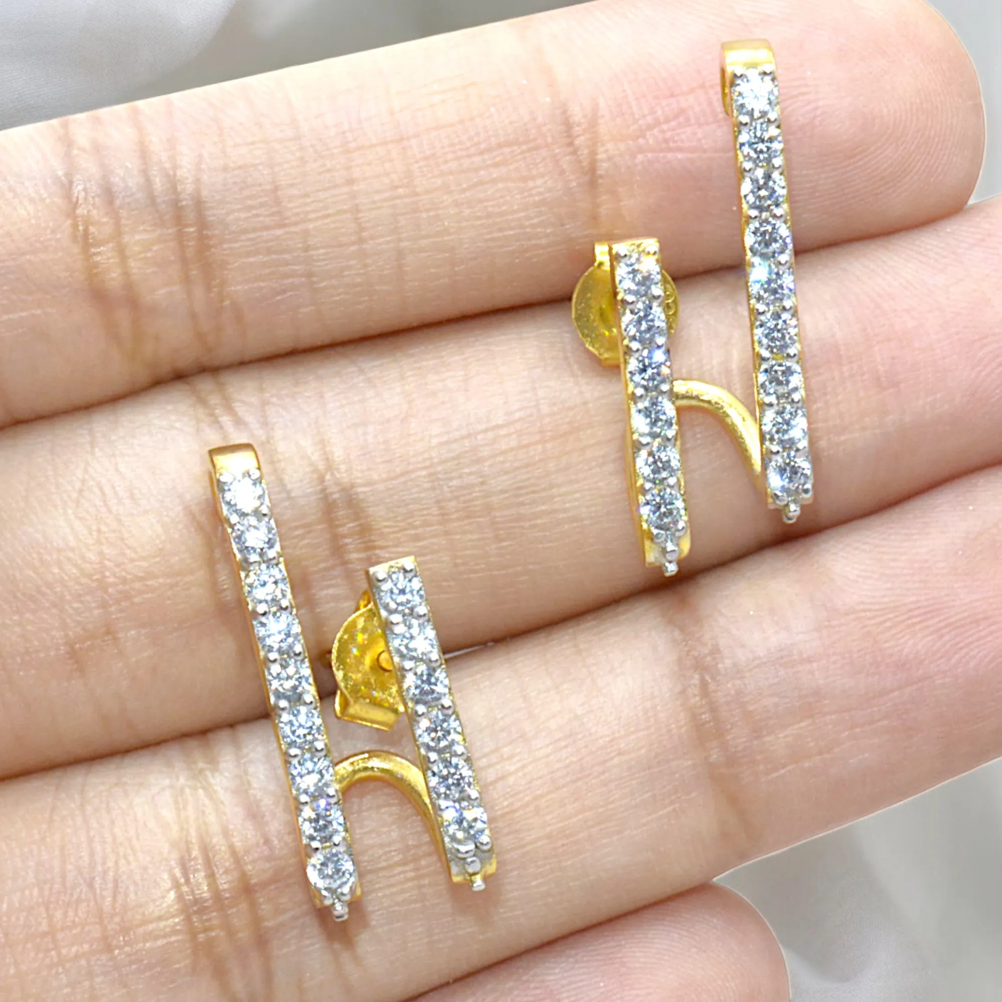 Shimmering Bars Luxury Cuff Earrings