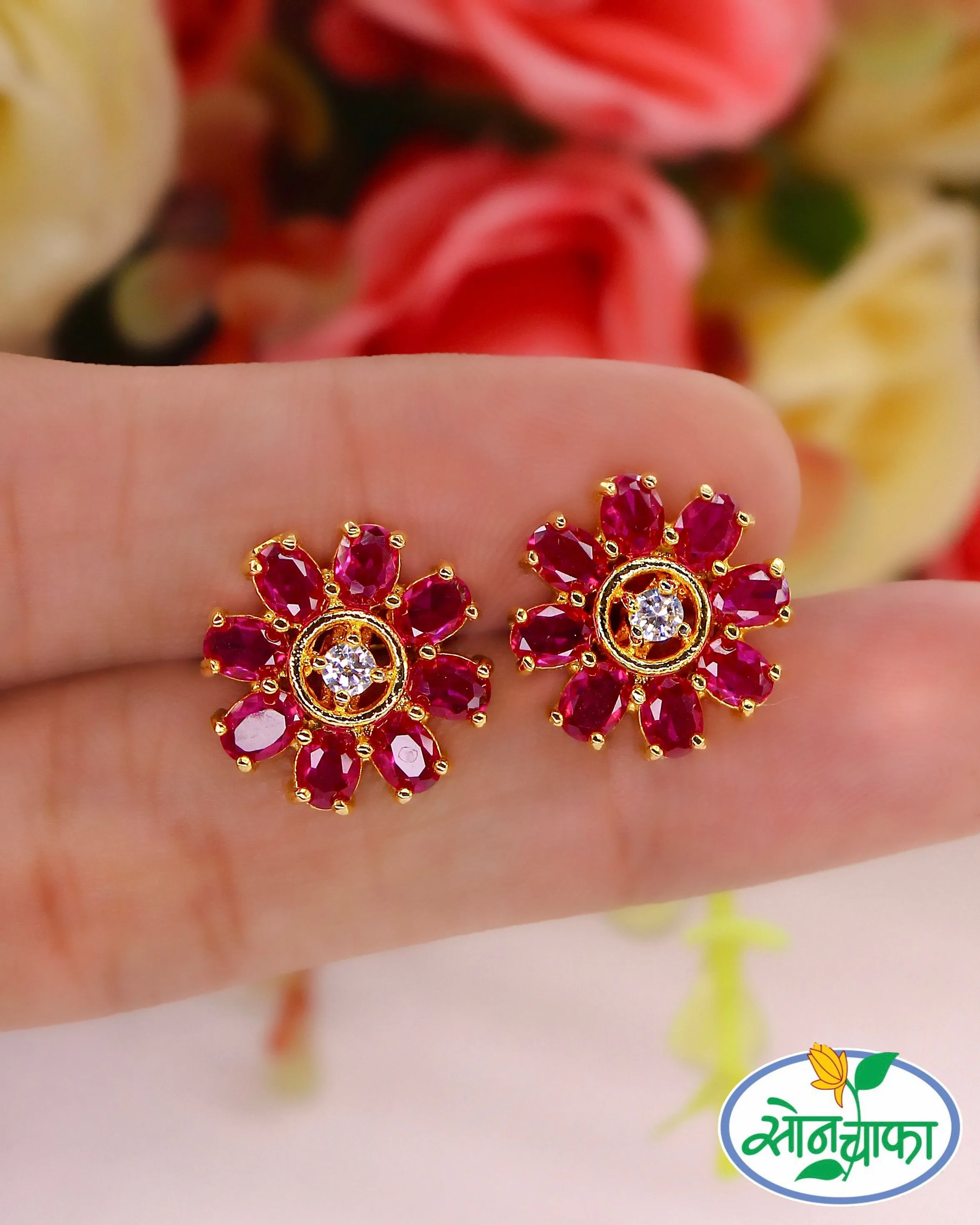 SHIMMERING FLORAL EARRINGS