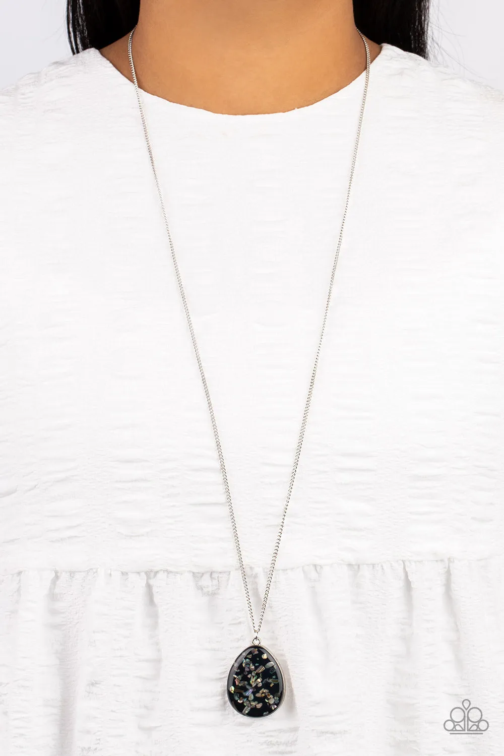 Shimmering Seafloors • Black