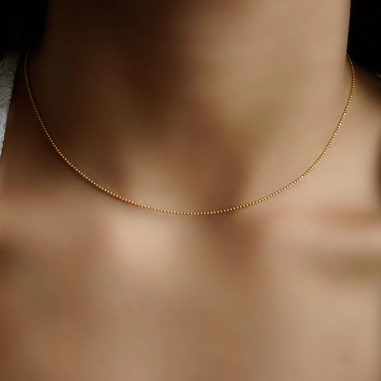 SHORT BELUGA CHAIN, GOLD