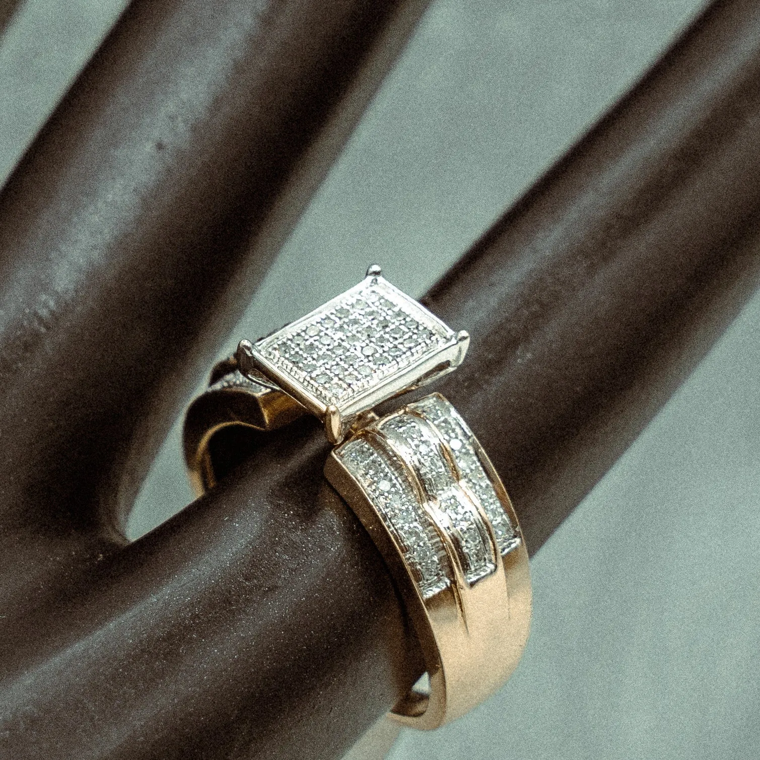 Three Lines Engagement Ring 10K Yellow - White Gold With Diamonds / 4.6gr / Size 7