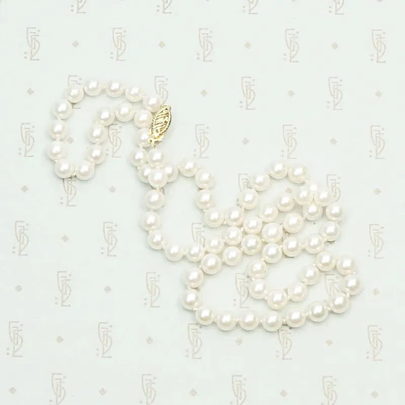 Timeless Staple 19" White Pearl Necklace