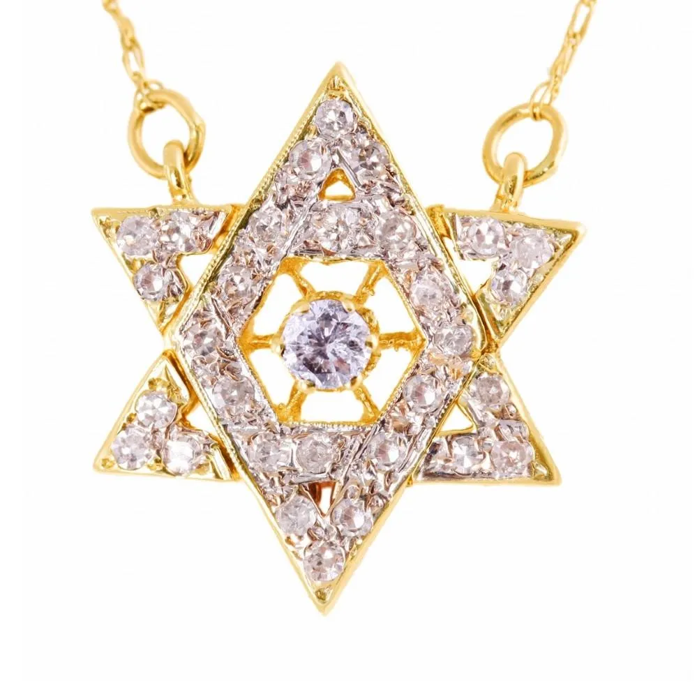 Unique Star Of Diamond Star ,Chain Included